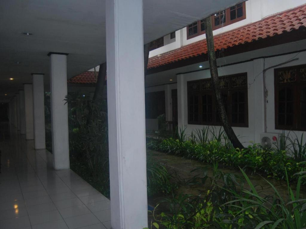 Sadinah Sahid Josodipuro Hotel Colomadu Kültér fotó