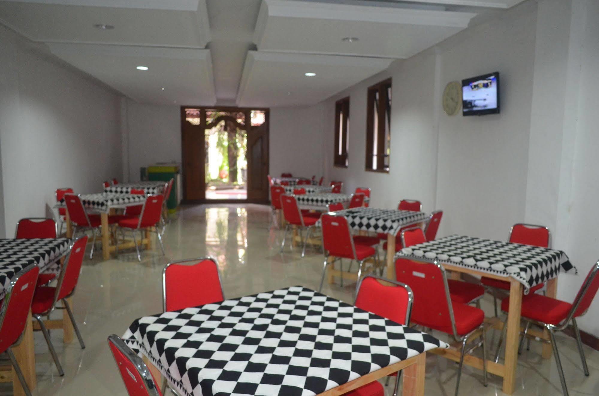 Sadinah Sahid Josodipuro Hotel Colomadu Kültér fotó